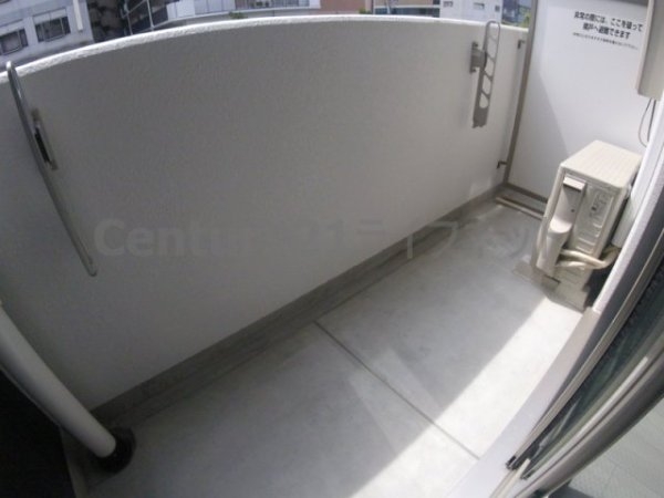 アールスクエア東天満(バルコニー)