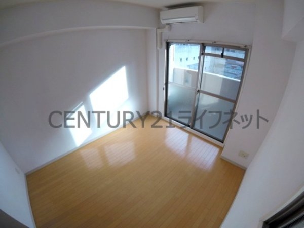 ラナップスクエア東天満(リビング)