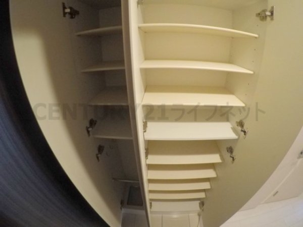 アドバンス江坂東コンフィ