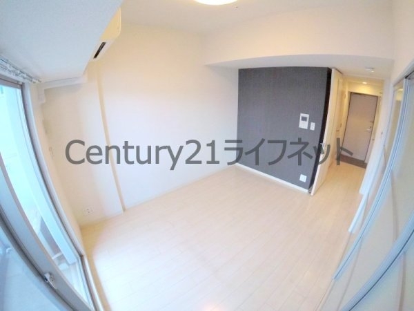 トレヴァンス梅田(寝室)