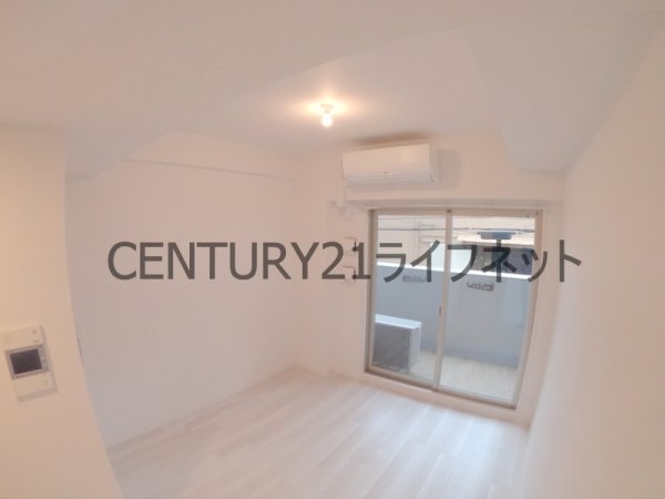 エスリードレジデンスグラン大阪福島ノース(リビング)