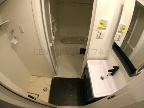 アドバンス江坂ラシュレ(洗面台・洗面所)