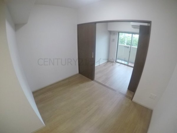 ライブガーデン江坂9