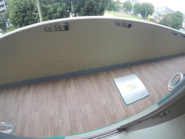 ライブガーデン江坂9