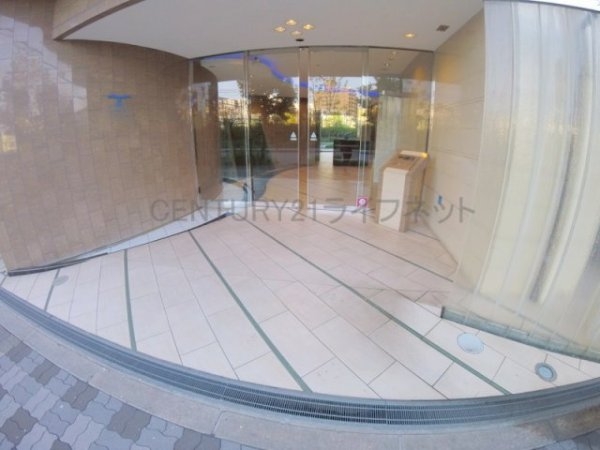 セレニテ新大阪2番館(エントランス)