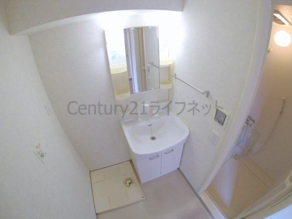コンフォール南森町(洗面台・洗面所)