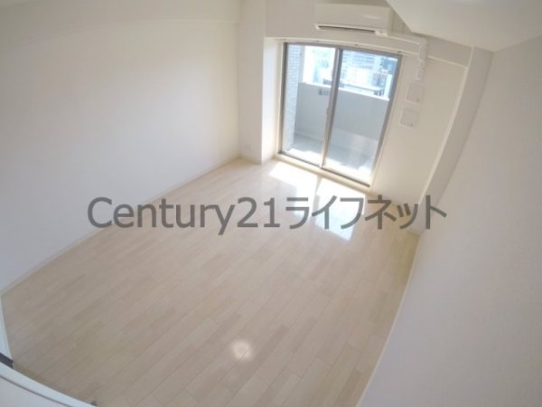 エスリード大阪天満宮(リビング)