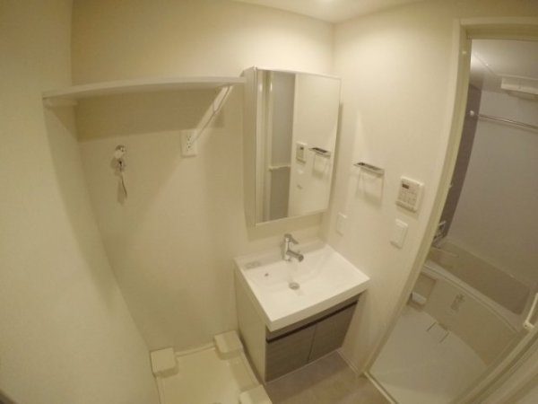 コンフォリアリヴ南森町2(洗面台・洗面所)