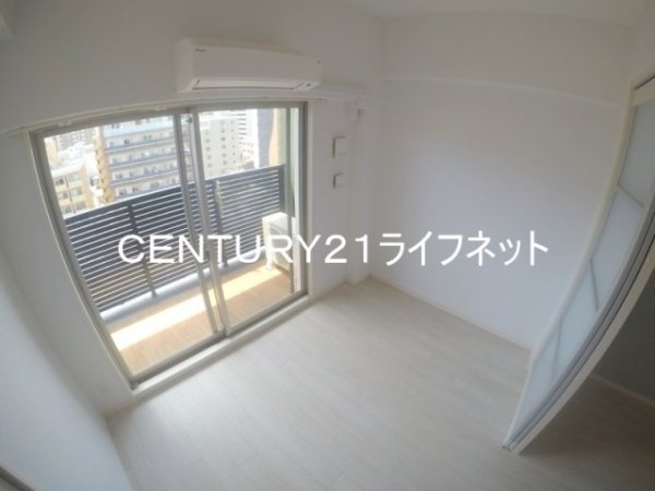 Alivis北梅田(寝室)