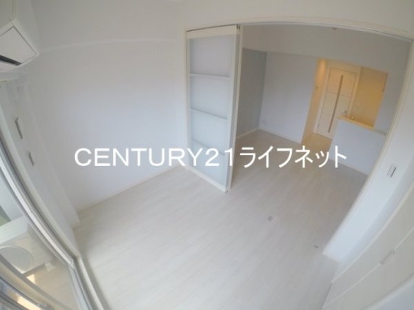 Alivis北梅田(寝室)