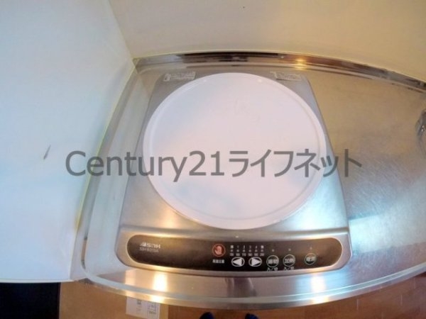 プラディオ天満セレニテ(キッチン)