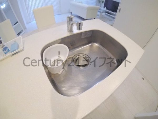 セレニテ梅田北プレミアム(キッチン)