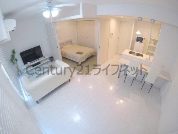 セレニテ梅田北プレミアム(リビング)