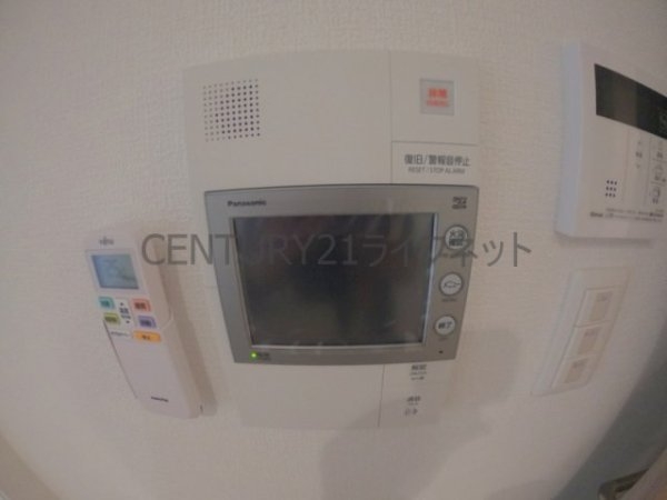 セレニテ江坂グランデ