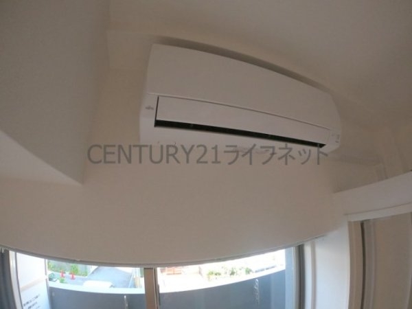 セレニテ江坂グランデ