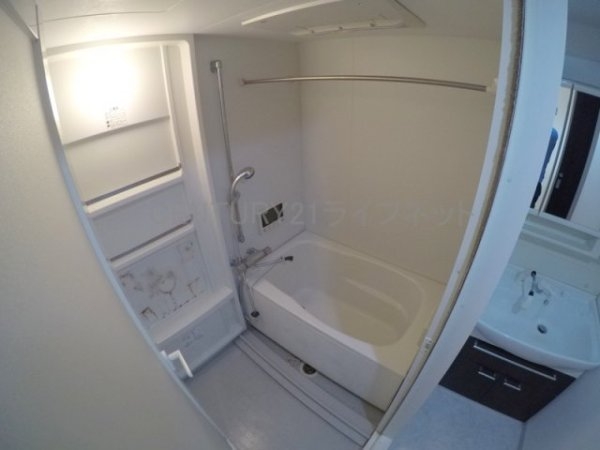 グランシス江坂