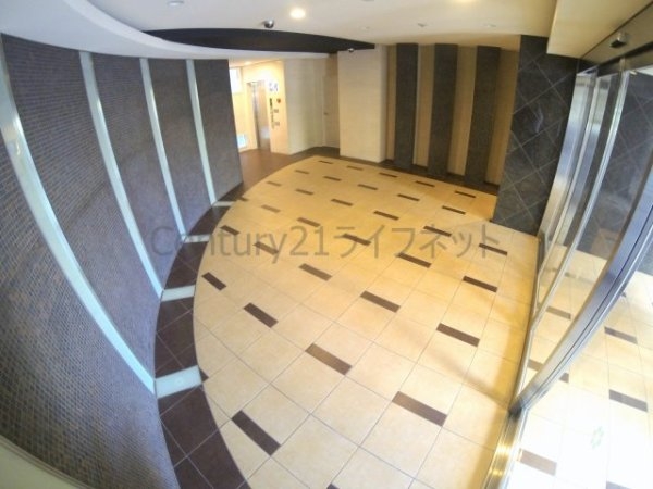 クリスタルグランツ梅田2