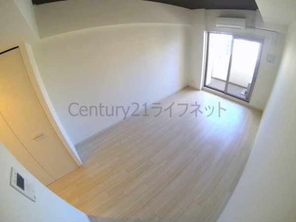 クリスタルグランツ梅田2