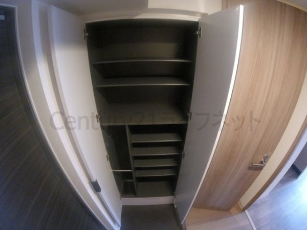 プレサンス大阪天満リバーシア