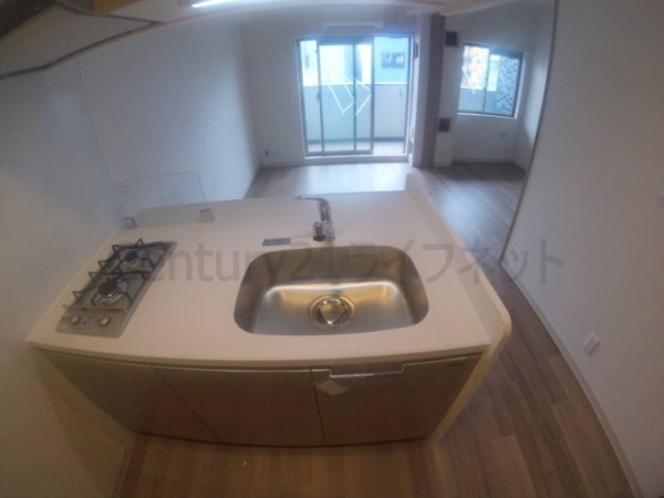 プレサンス大阪天満リバーシア