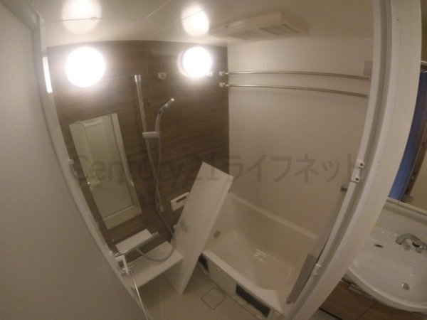 プレサンス大阪天満リバーシア