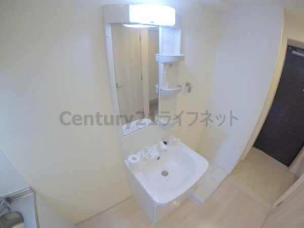 大阪市東淀川区東中島１丁目のマンション