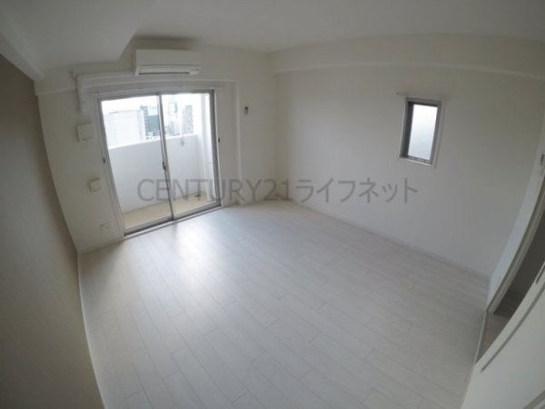 ヴェリテ新大阪イースト