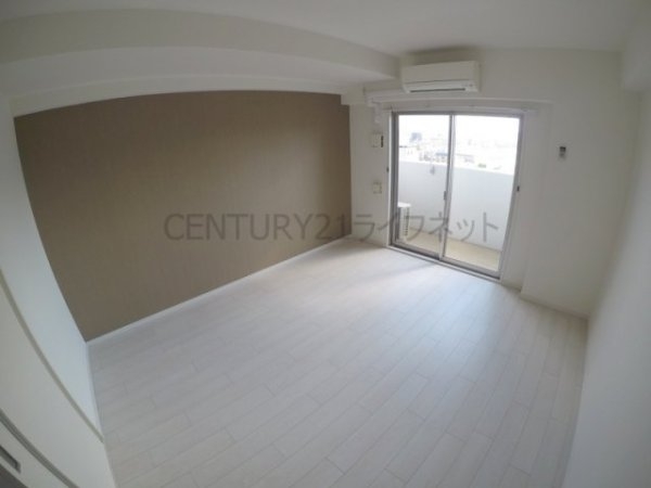 ヴェリテ新大阪イースト