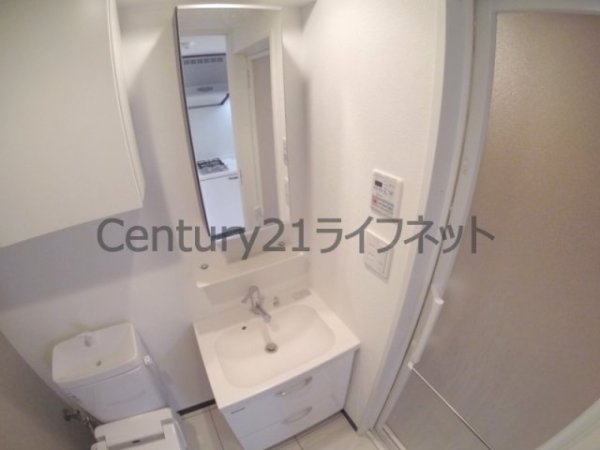 エスライズ梅田ＤＯＳＨＩＮ