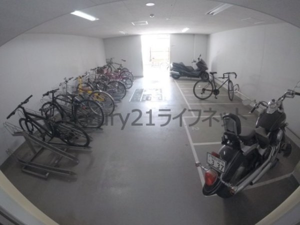 エスライズ梅田ＤＯＳＨＩＮ