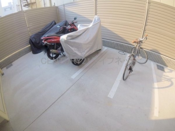 ラカーサ新北野