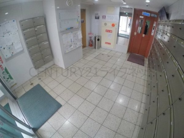 ターミナルルーエ