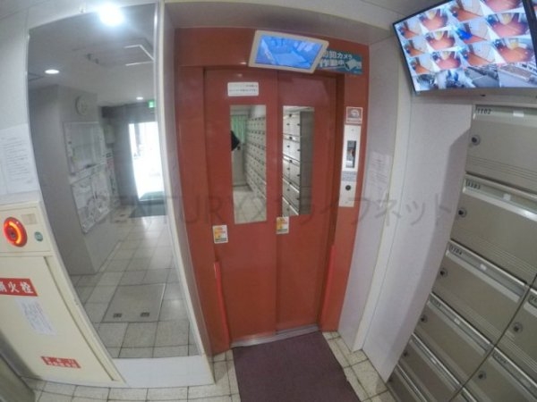 ターミナルルーエ