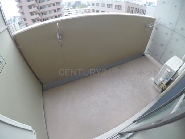 エムディアイジェイ江坂コート