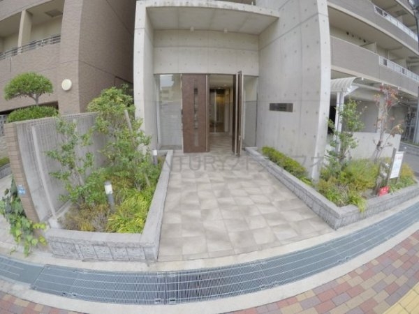 エムディアイジェイ江坂コート