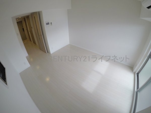 エムディアイジェイ江坂コート