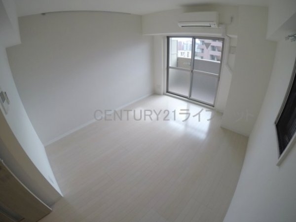 エムディアイジェイ江坂コート