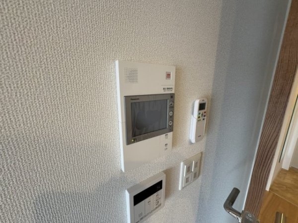 セレニテ江坂エクラ