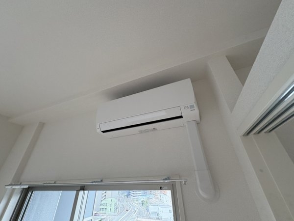 セレニテ江坂エクラ