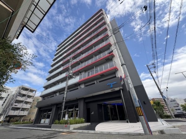 セレニテ江坂エクラ