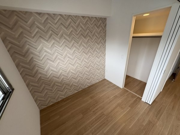 セレニテ江坂エクラ