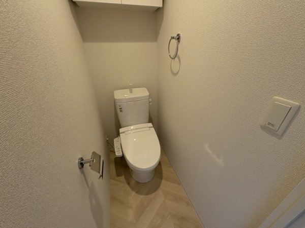 セレニテ江坂エクラ