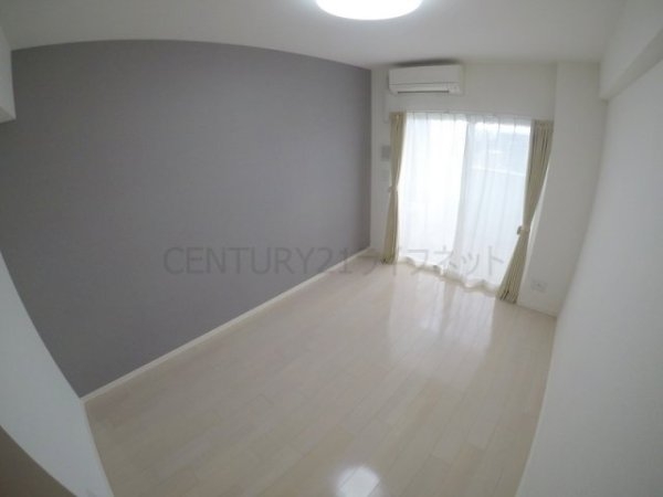 スペーシア江坂広芝町