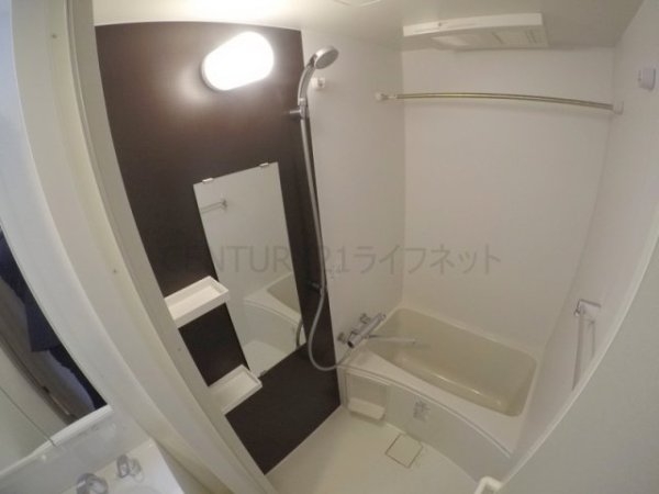 スペーシア江坂広芝町