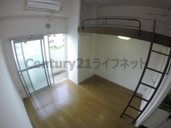 新大阪ＯＭパレス