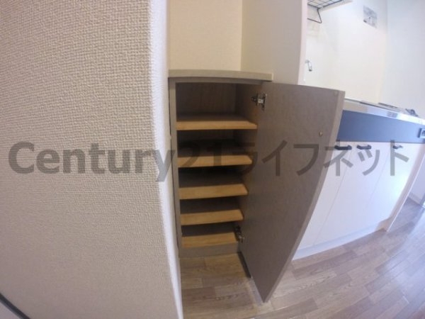 大阪市東淀川区西淡路３丁目のマンション