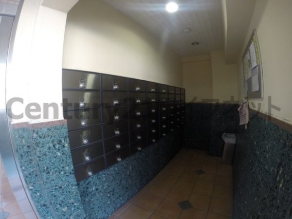 大阪市東淀川区西淡路３丁目のマンション