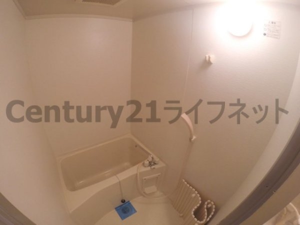 大阪市東淀川区西淡路３丁目のマンション