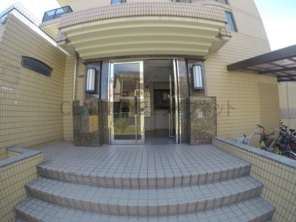 大阪市東淀川区東淡路５丁目のマンション