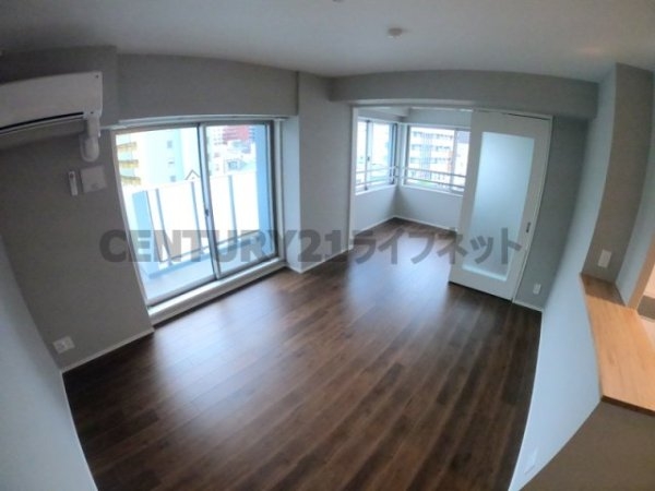 ラグレース天六